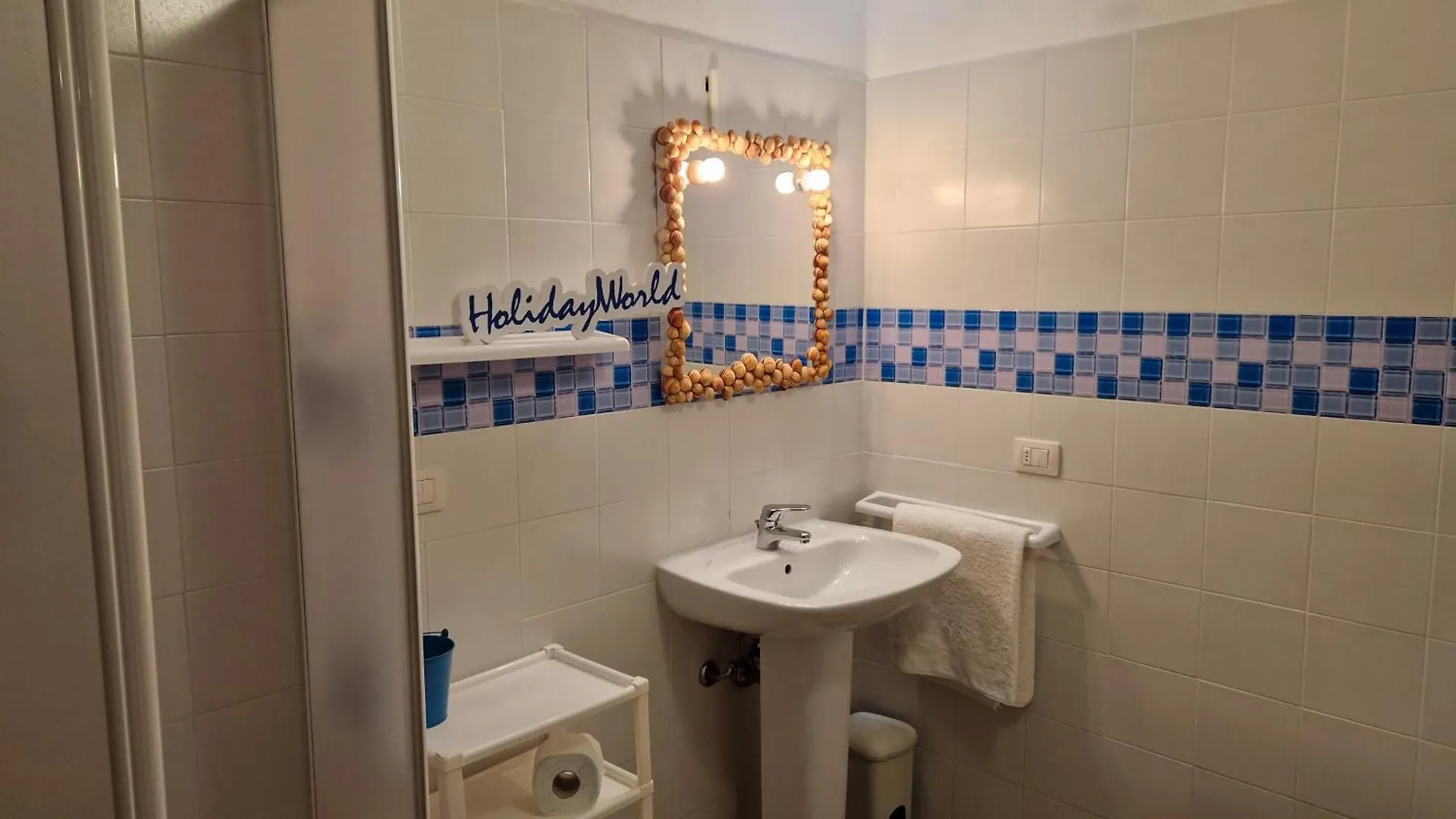 סנטה טרזה גאיורה Appartamento Marina By Holiday World דירה